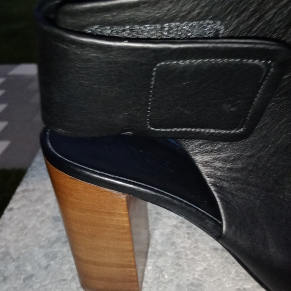 Vince Faye Open Toe Leather Booties - Picture 2 of 10